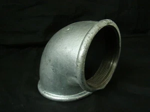 1" (25mm) Galvanised Female to Female 90D Elbow Fitting - Picture 1 of 5