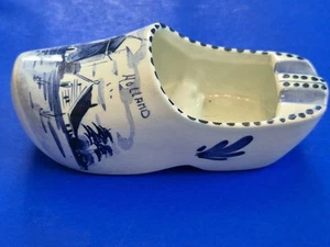 Piccolo portagioie Delft dipinto a mano come zoccolo blu bianco ottime condizioni - Foto 1 di 15