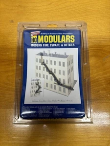 Walthers Cornerstone Fire Escape HO Scale Kit 933-3729 Neu in OVP - Bild 1 von 2