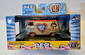 M2 Machines 1:64 PEZ RAW CHASE 1963 Ford Econoline Van 1 of 250 - Picture 1 of 5
