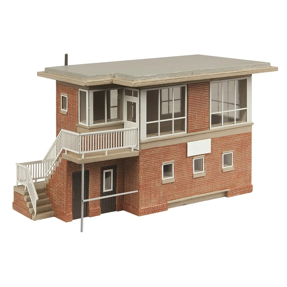 Bachmann Scenecraft 44-1022 BR Eastern Signal Box OO Gauge NEW - Image 1 of 1