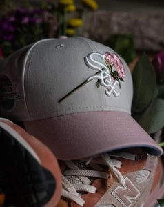 New Era Burdeens JFG Chicago White Sox Fitted Rose Pink UV Chrome 7 3/8 Sold Out - Picture 1 of 11