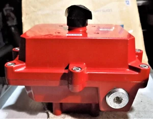 New BRAY CONTROLS 50-0706-12610-532 Series 50 Switch 125/250VAC 125/250VDC - Imagen 1 de 7