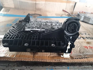 2010-2014 JAGUAR XF XK 2.0L AUTOMATIC TRANSMISSION VALVE BODY 1068427229 - Picture 1 of 6