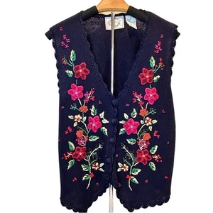 Vintage Embroidered Details Coastal Granny Cottage Knit Vest Boho Chic MED - Picture 1 of 9