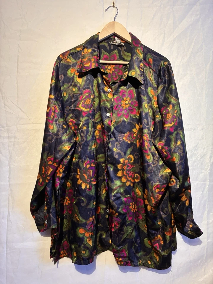 Camisa Blusa Avenue Para Mujer Botón Frontal Satinado 22/24 Talla Grande Floral Paisley  Foto 1 de 4