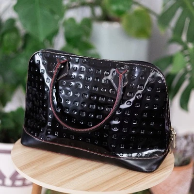 Bolso Cartera Arcadia Italia Negro Charol Repujado Brillante Cúpula Rojo Foto 1 de 4