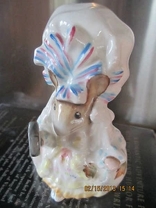 BESWICK ~ BEATRIX POTTER "LADY MOUSE" FIGUR - Bild 1 von 3