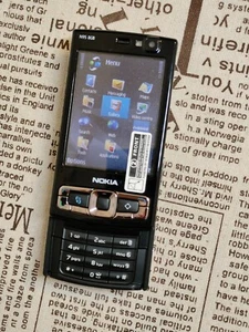 Nokia N Series N95 8GB - Picture 1 of 10