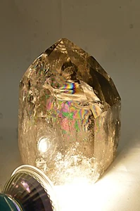 Quartz taillé avec arc en ciel très prononcé 1644g minérale Collection - Picture 1 of 12