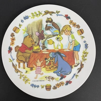 Plato de plástico de colección Walt Disney Productions Winnie the Pooh Tigger Piglet  Foto 1 de 4