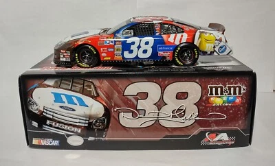Motorsports Auténtico #38 2007 Ford Fusion M&M 4 de julio 1/24 David Gililand Foto 1 de 4