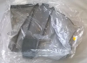 Original Renault Lehnenbezug Rücksitz Trafic II 7701064194 NEU - Bild 1 von 2