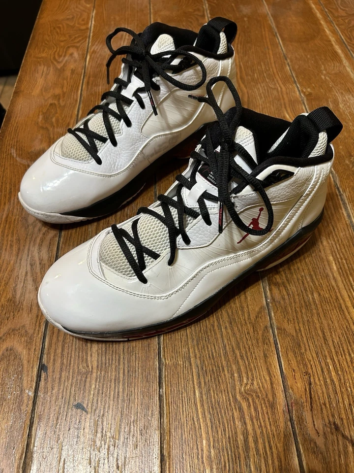 Talla 11 Jordan Melo M8 Blanco Rojo Universitario Zapatos Tenis Foto 1 de 4