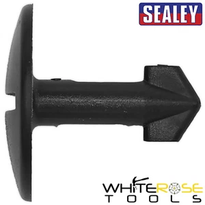 Clip de panel Sealey, 1/4 vuelta, Ø26 mm x 26 mm, Audi, VW - Paquete de 20 - Imagen 1 de 3