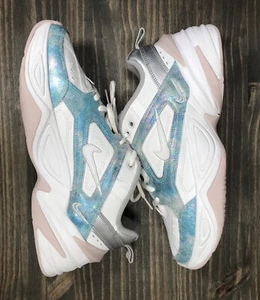 Zapatos de plataforma Nike M2K Tekno iridiscentes blancos azules AO3108-103 para mujer talla 8 - Imagen 1 de 6