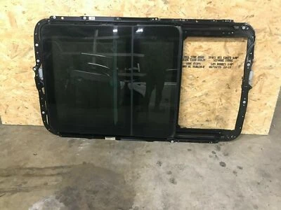 BMW OEM X5 E70 07-13 ПАНОРАМНЫЙ СОЛНЦЕ ЛУНА КРЫША КРОНШТЕЙН РАМА ВЕРХНЯЯ СТЕКЛЯННАЯ ПАНЕЛЬ  - Изображение 1 из 4