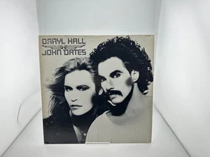 Daryl Hall & John Oates – Self-Titled 1975 RCA APL1-0993 VG+/VG+ - Picture 1 of 4