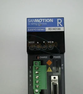 Ein gebrauchter SANYO DENKI Servotreiber RS1A01AAW - Bild 1 von 9