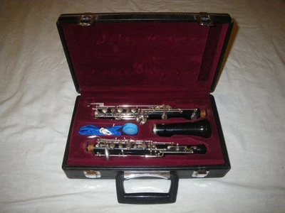 OOE Y ESTUCHE YAMAHA YOB-211 NIVEL ESTUDIANTE - INSPECCIONADO, REPARADO, ¡LISTO PARA JUGAR! - Imagen 1 de 4