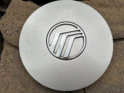 TAPA CENTRAL DE RUEDA MERCURY SABLE OEM PLATEADA F44CC-1A096-BA 1992 1993 1994 1995 Foto 1 de 2