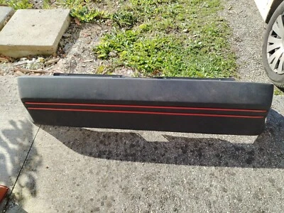 Seat Ibiza 85/91 Paraurti Posteriore Con Perfi Rosso Foto 1 de 4