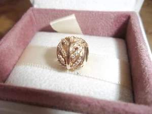 Genuino Auténtico Pandora Oro 14ct Plumas Brillantes Dije - 750831CZ - Imagen 1 de 3