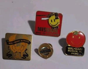 Menge 4 Walmart Pinbacks Pin Rückseite Wal-Mart Menge 4 Ruskin-Zipline Smiley ++ - Bild 1 von 6