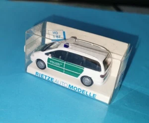 Ford Galaxy policía Rietze 50740 pista H0 - Imagen 1 de 3