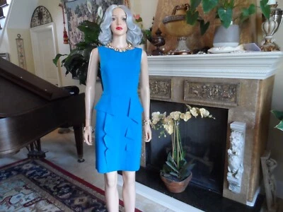 Emilio Pucci Light Blue Sheath Dress w/Front Ruffle Detail Size XS - Image 1 of 4