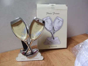 1 X LEONARDO, WINE GLASS SHAPE, ENGAGEMENT PHOTO FRAME NEW UNUSED GIFT LOW START - Picture 1 of 10