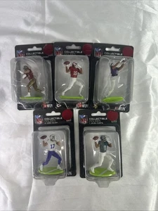 FIGURINE CALCIO NFL 2023 MINI SERIE 1 SET MAHOMES - Foto 1 di 6