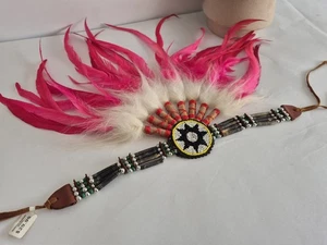 Festival Head Wear - Beaded Feather Tribal Headdress Style Wall Hanging  - Bild 1 von 4