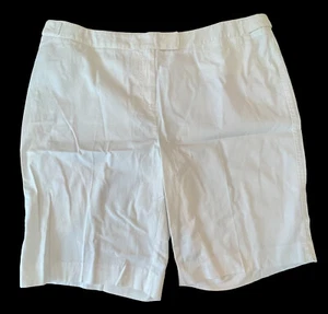NWT Charter Club Woman White Bermuda Shorts Pants 18W Adjust Waist Straps NEW - Picture 1 of 4