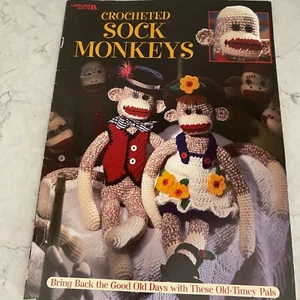 Leisure Arts Crocheted Sock Monkeys #3130 Doll Patterns Papreback Book - Picture 1 of 7
