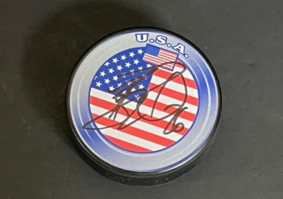 Blake Wheeler Jets Rangers Auto Signed USA Puck Beckett Hologram . - Image 1 of 2