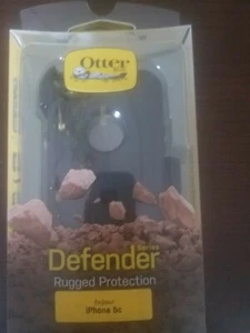 Otterbox Defender Case for iPhone 5C With Belt Clip Black New authentic - Picture 1 of 4