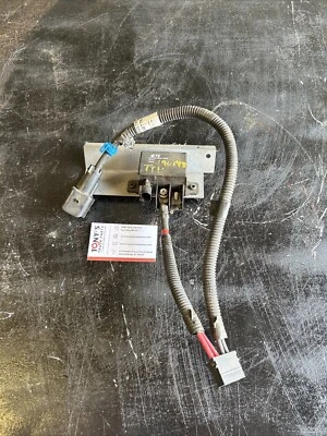 TE Connectivity Tyco Automotive High Current Power - P/N: V23132-A2001-B200 - Image 1 of 4