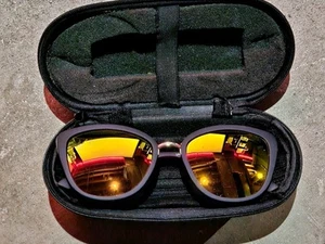 Moda Gafas de sol de gran tamaño - Lente espejo roja, marco negro mate, carcasa rígida... - Imagen 1 de 3