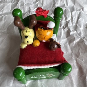 Twas the night before Christmas 1988 Garfield and Odie Christmas ornament - Picture 1 of 11