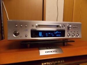Onkyo MD-133 Hi-MD Mini Disc Recorder Silver High Speed MDLP Silver Used