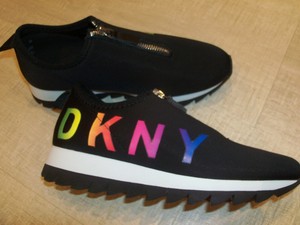 dkny trainers choice