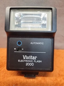 U•Vivitar 2000 Electronic Flash hot shoe mount for SLR DSLR cameras - Picture 1 of 10