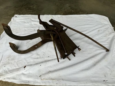 67-72 Chevrolet  C10 Truck Clutch Pedal Assembly Manual Transmission 1967 Chevy - Image 1 of 2