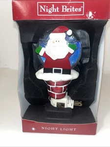 Night Brite Weihnachtsmann Weihnachten Schneekugel Nachtlicht drehbarer Stecker - Bild 1 von 4
