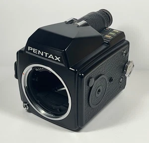 Pentax 645 Medium Format Camera, Body Only, for Parts/Repair - Picture 1 of 8