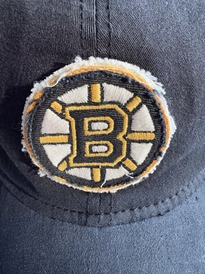 Gorra Boston Bruins Reebok Negra Ajustada Talla Única Prendas para la Cabeza NHL Hockey Foto 1 de 4