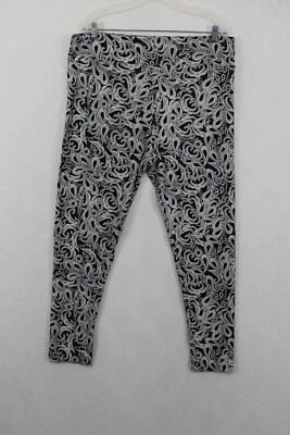 NUEVO SIN ETIQUETAS Leggings LuLaRoe Alto Curvy 2 TC2 Negro Blanco Diseño Paisley Tejido Suave Foto 1 de 4