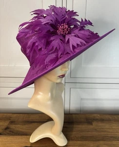 Sombrero Pluma Nigel Rayment Magenta Sinamay Boda Madre Invitada Carreras Fiesta Evento - Imagen 1 de 20