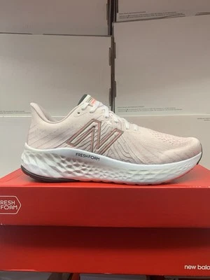 NEW BALANCE FRESH FOAM VONGO V5 Women's NEW Medium Width - Image 1 of 4